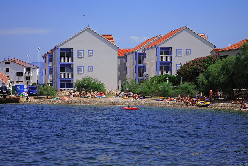 Aparthotel Marina Gromela Mirce Pokoj fotografie
