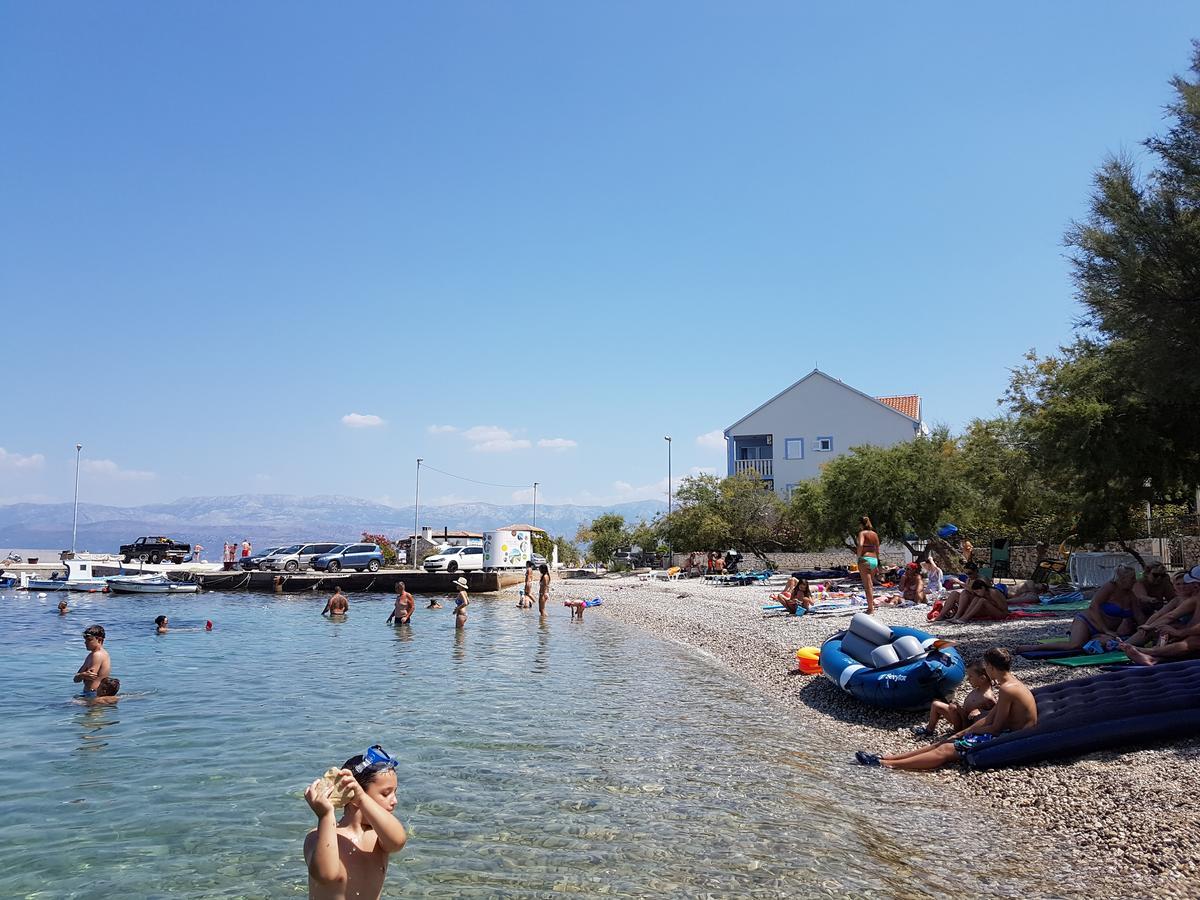 Aparthotel Marina Gromela Mirce Exteriér fotografie