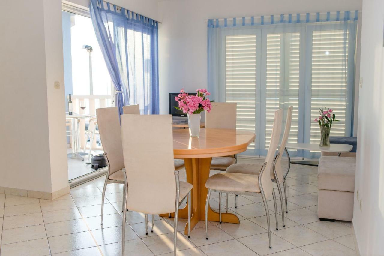 Aparthotel Marina Gromela Mirce Exteriér fotografie