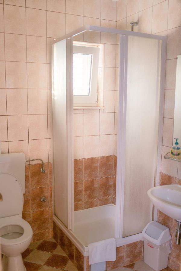 Aparthotel Marina Gromela Mirce Exteriér fotografie
