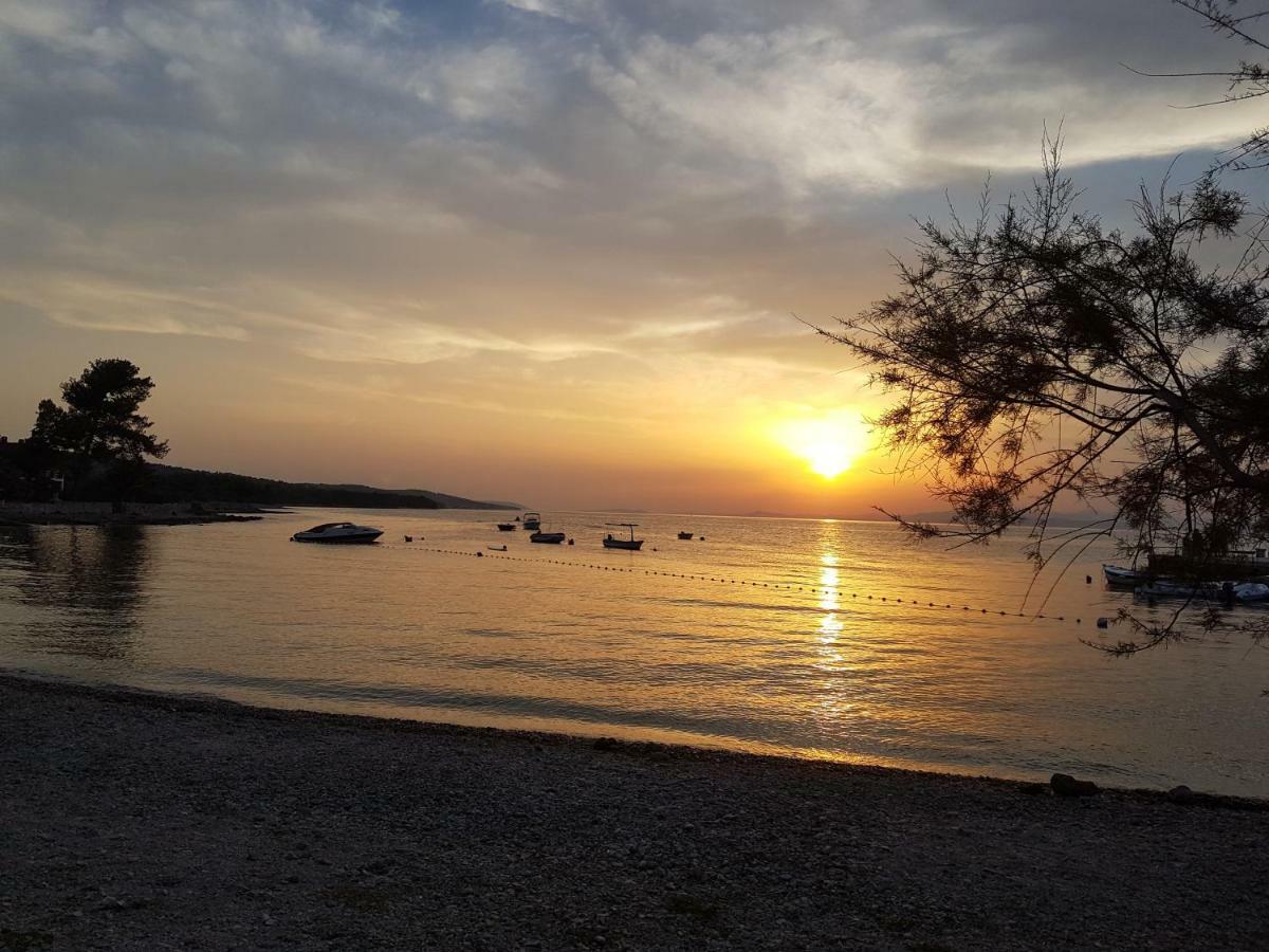 Aparthotel Marina Gromela Mirce Exteriér fotografie